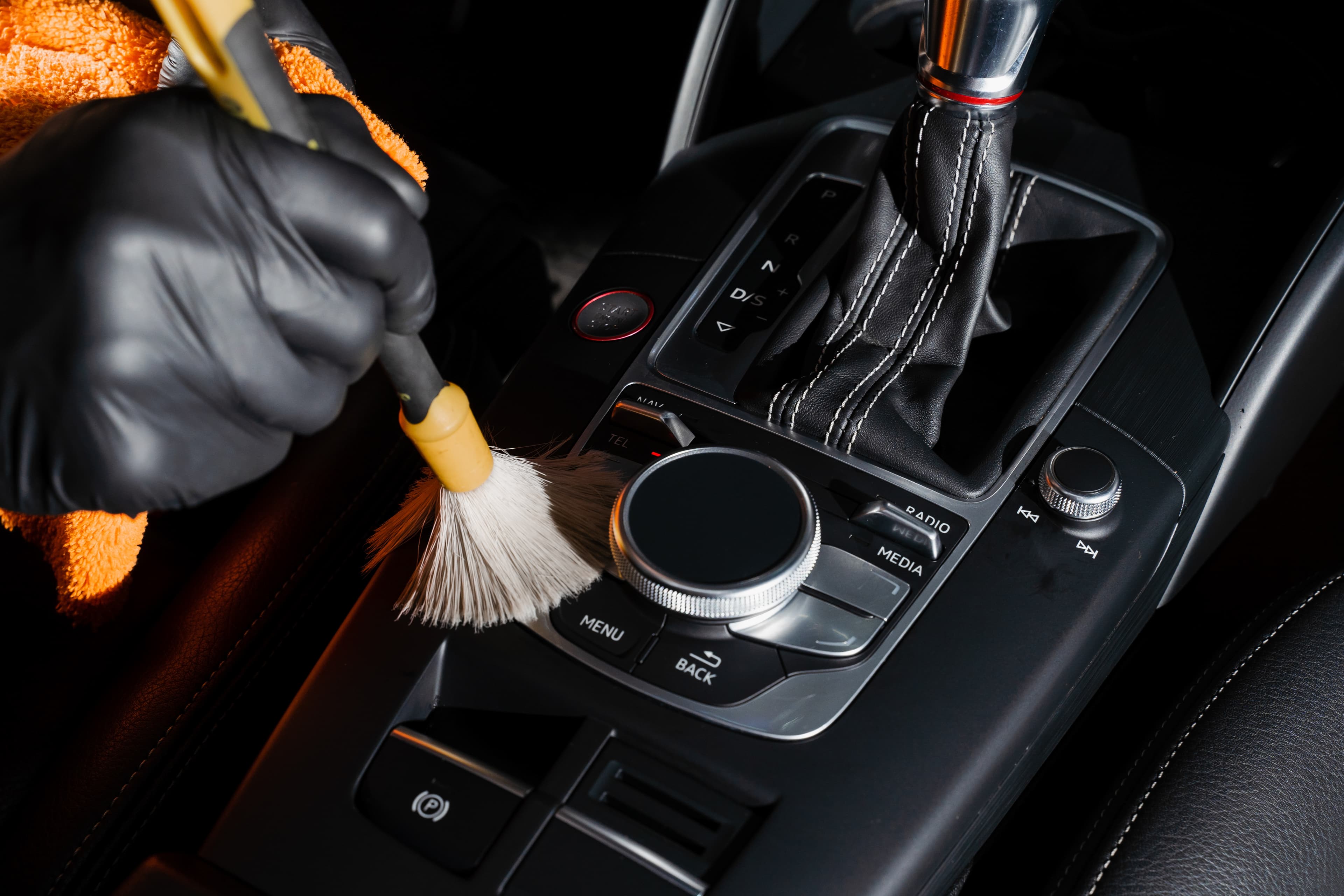 Showroomklaar — AutoGlans Tilburg